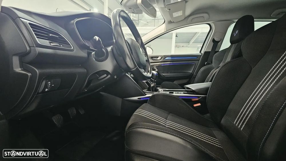 Renault Mégane Sport Tourer 1.5 Blue dCi GT Line J18 - 16