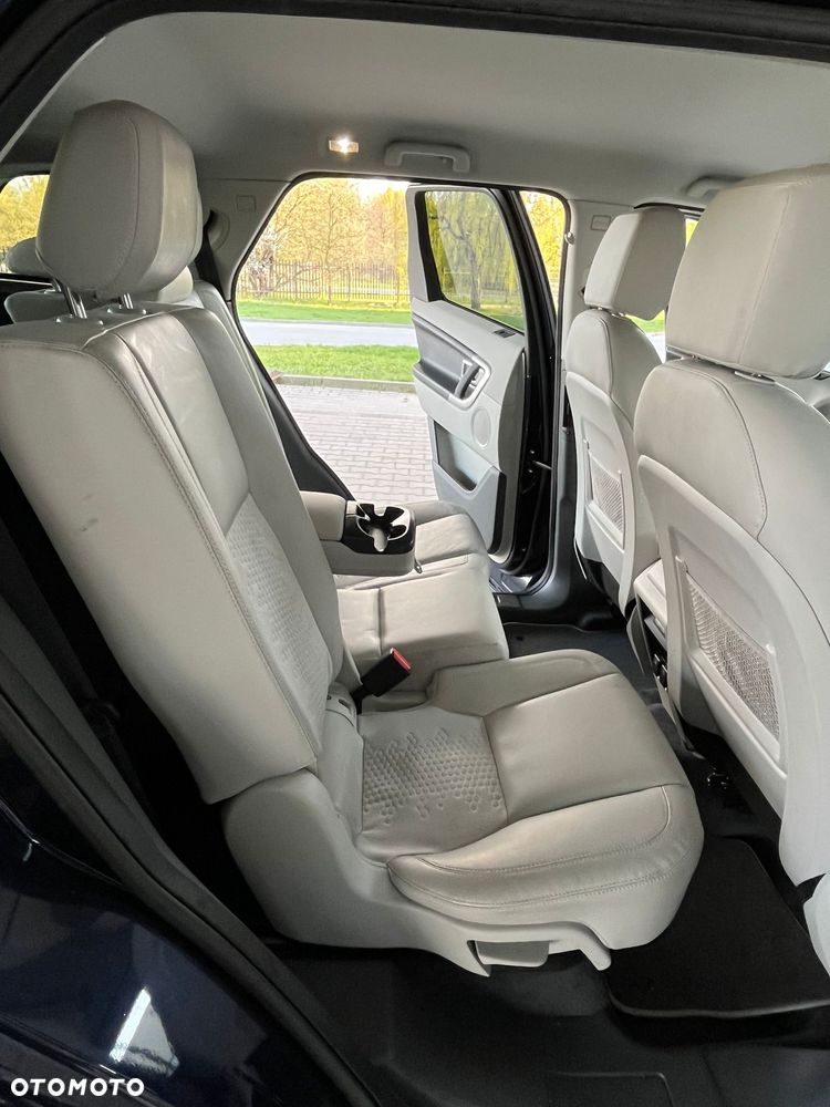 Land Rover Discovery Sport 2.0 Si4 SE - 30