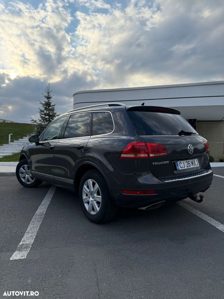 Volkswagen Touareg 3.0 V6 TDI BMT - 9