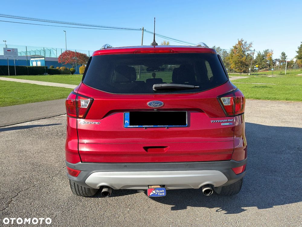 Ford Escape 2.0 EcoBoost AWD Titanium - 5