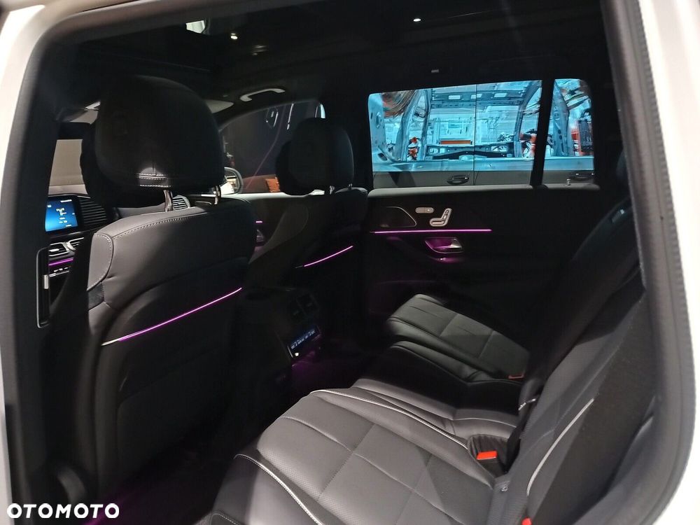 Mercedes-Benz GLS - 17