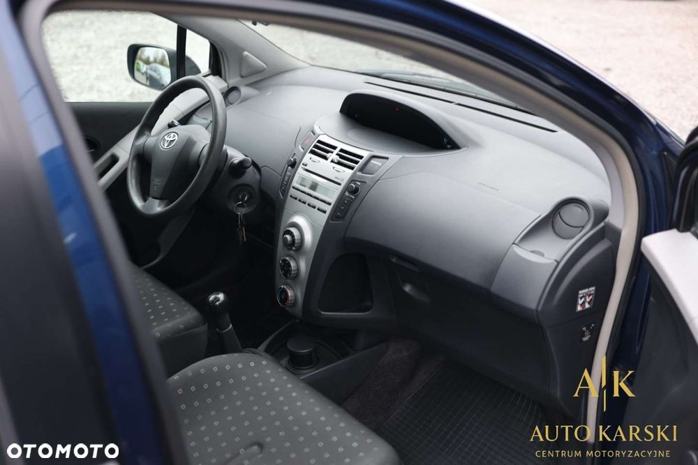 Toyota Yaris - 6