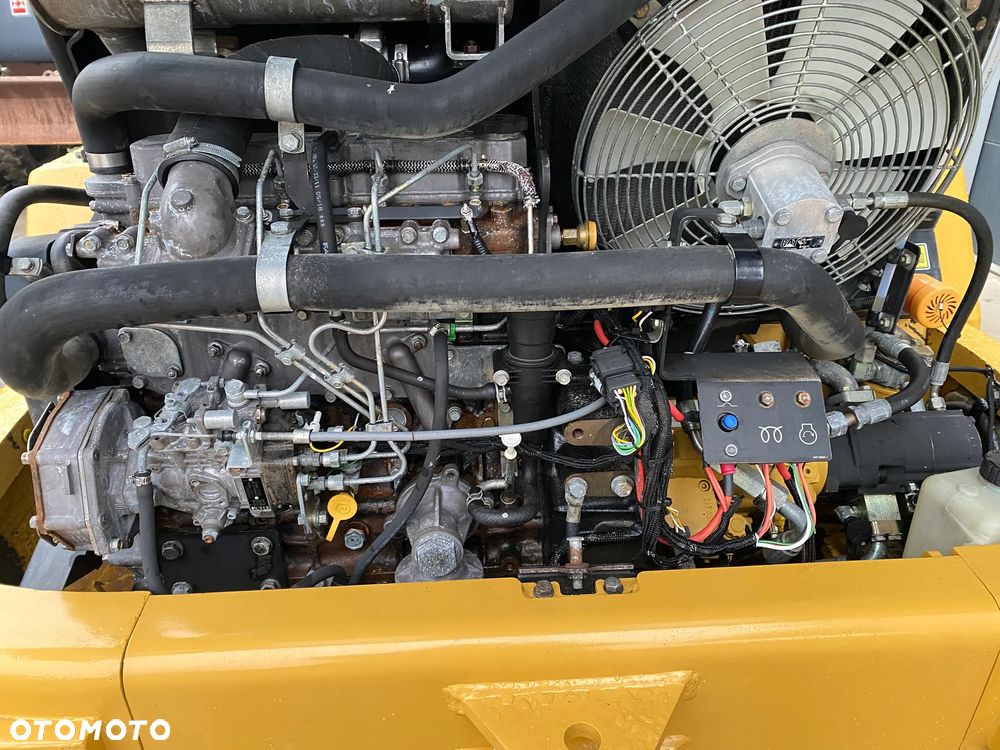 Caterpillar CAT 906, ŁYŻKA + WIDŁY, SUPER STAN, z NIEMIEC, SERWISOWANA W CAT - 20