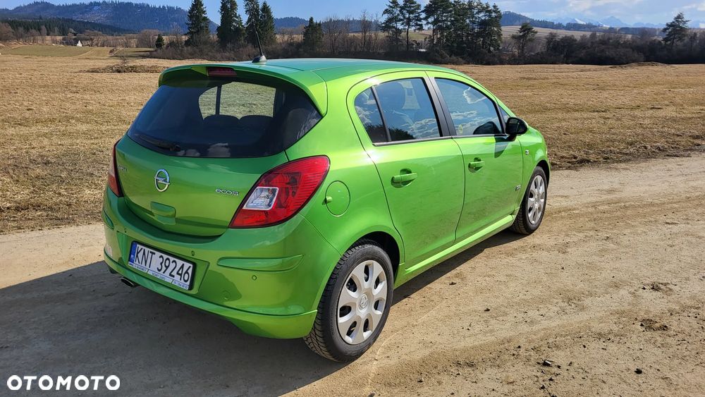 Opel Corsa 1.2 16V Edition / Active - 7