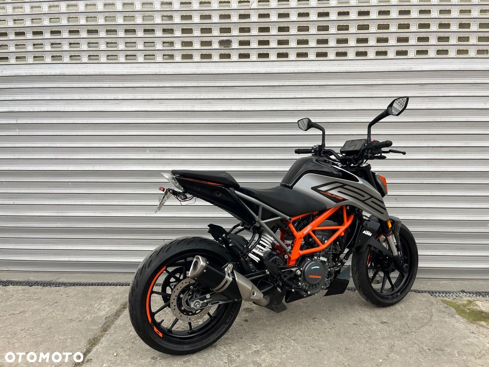 KTM Duke - 19