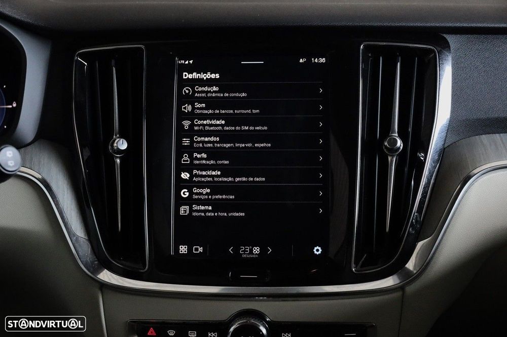 Volvo V60 2.0 T6 AWD TE Plus Bright - 27