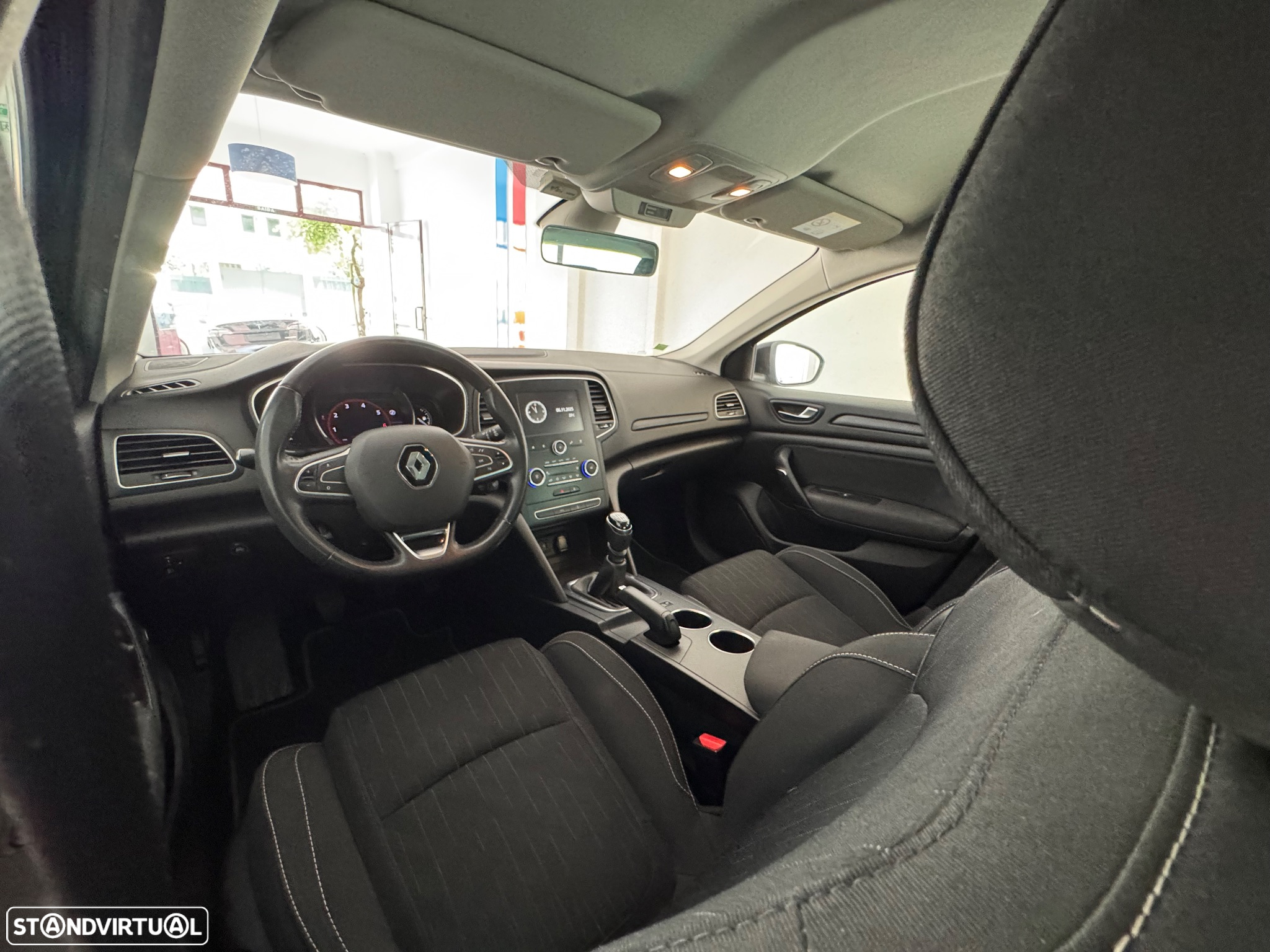Renault Mégane Sport Tourer 1.3 TCe Limited - 11