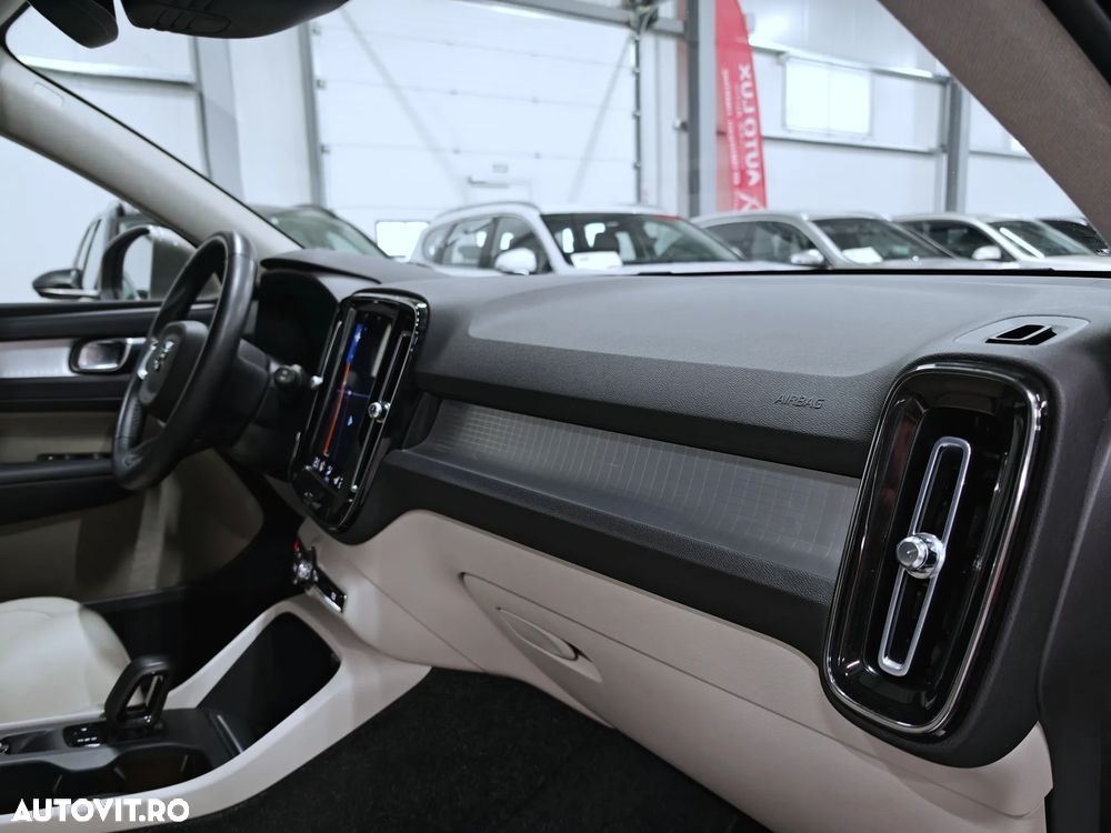 Volvo XC 40 T4 Recharge DKG Inscription - 12
