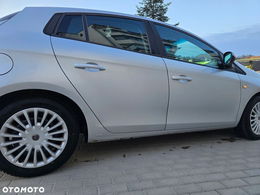 Fiat Bravo 1.4 T-JET 16V Dynamic - 21