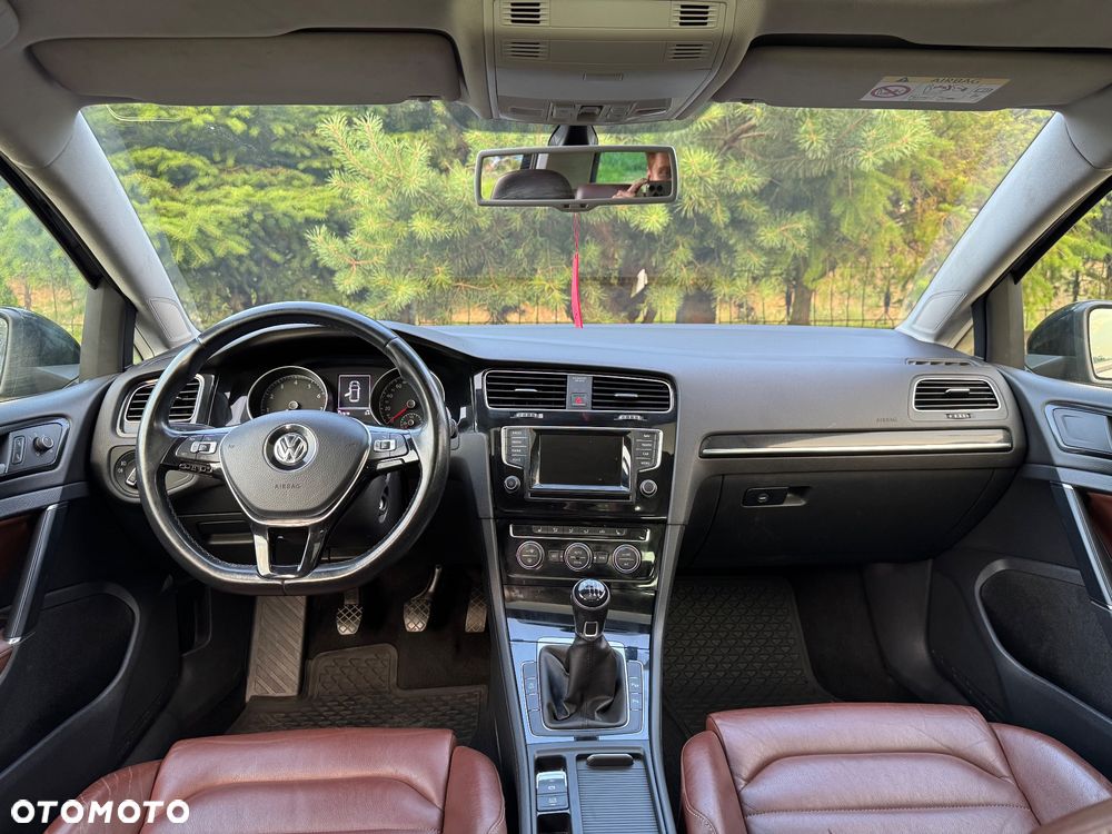 Volkswagen Golf - 18
