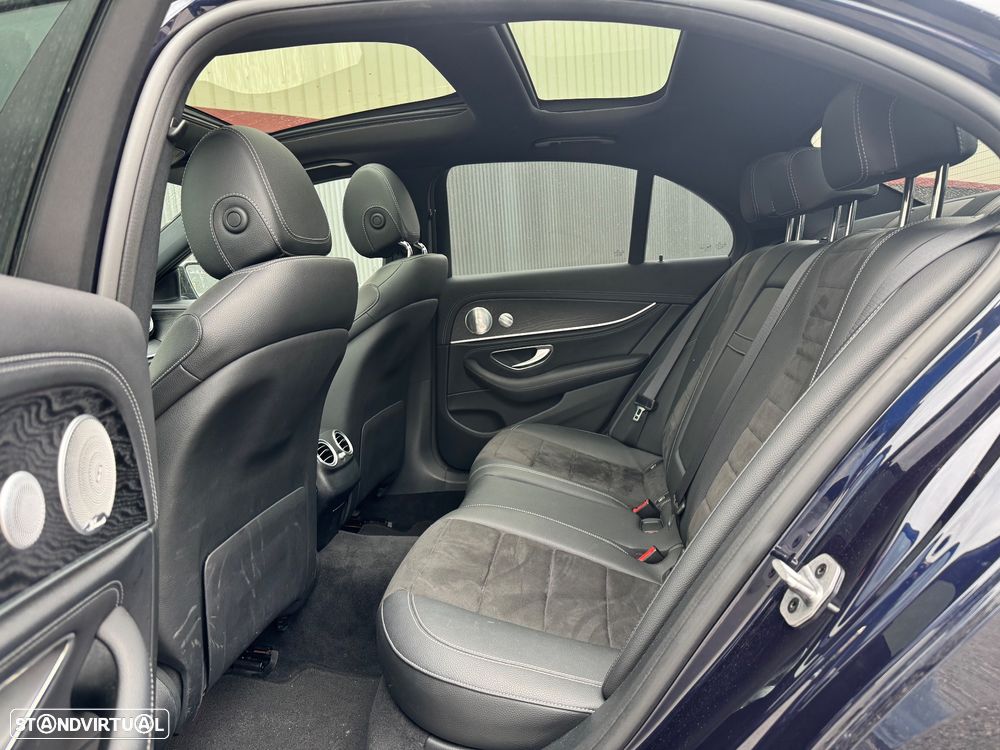 Mercedes-Benz E 300 de AMG Line - 11