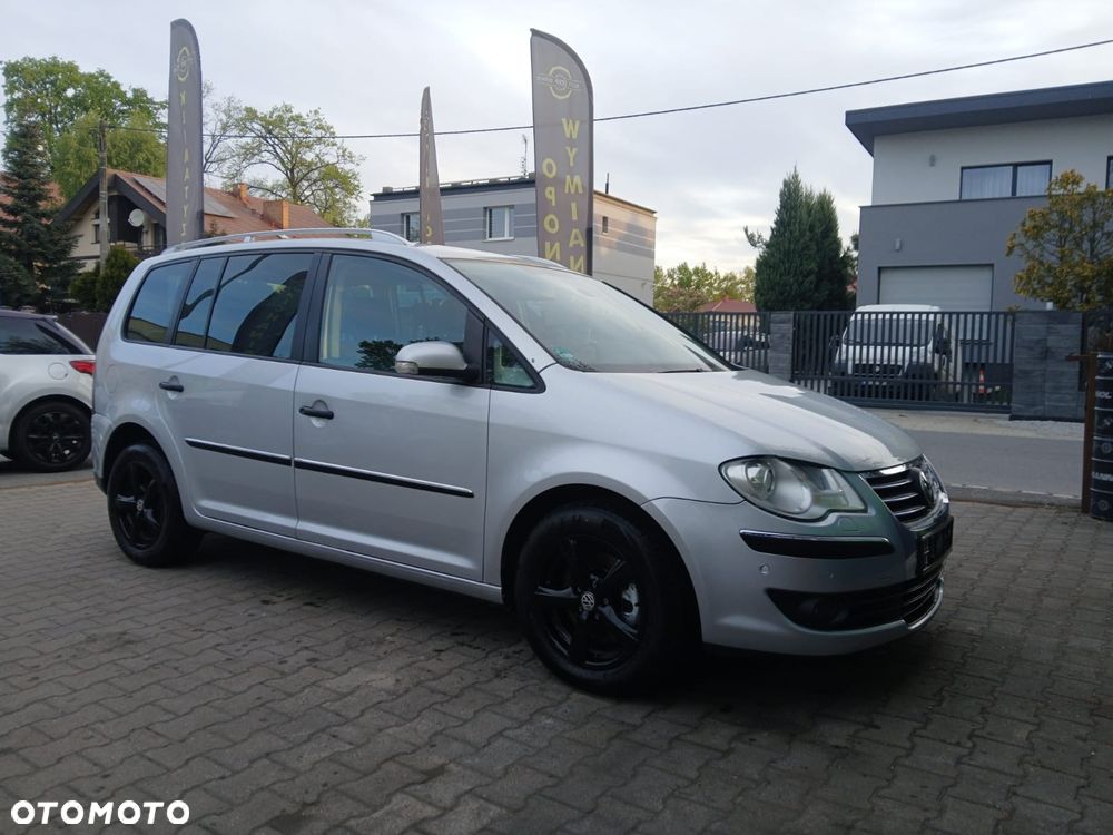 Volkswagen Touran 1.4 TSI DSG Highline - 4