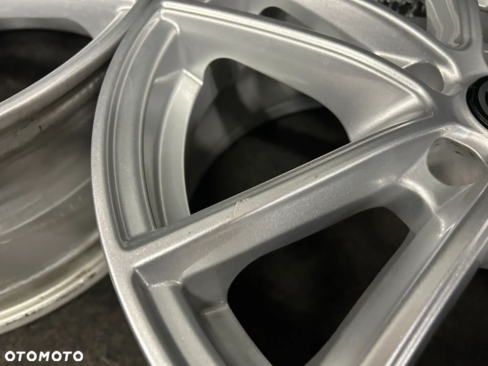 Alufelgi VW Passat B7, B8, T-Roc, Touran, Caddy, Tiguan 17 cali 5x112 4szt. - 9