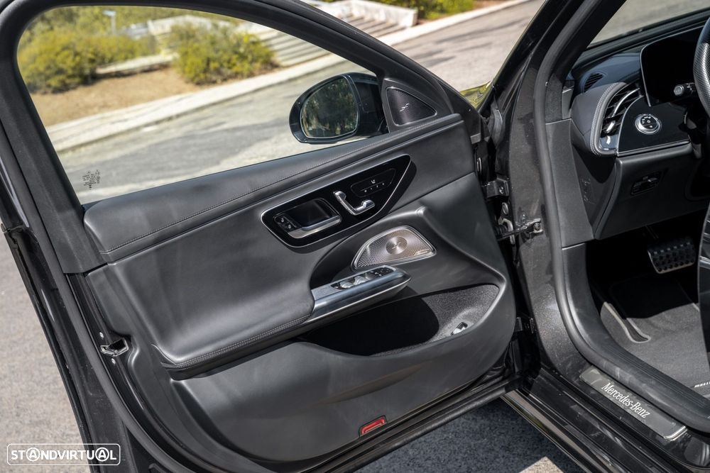 Mercedes-Benz E 300 - 11