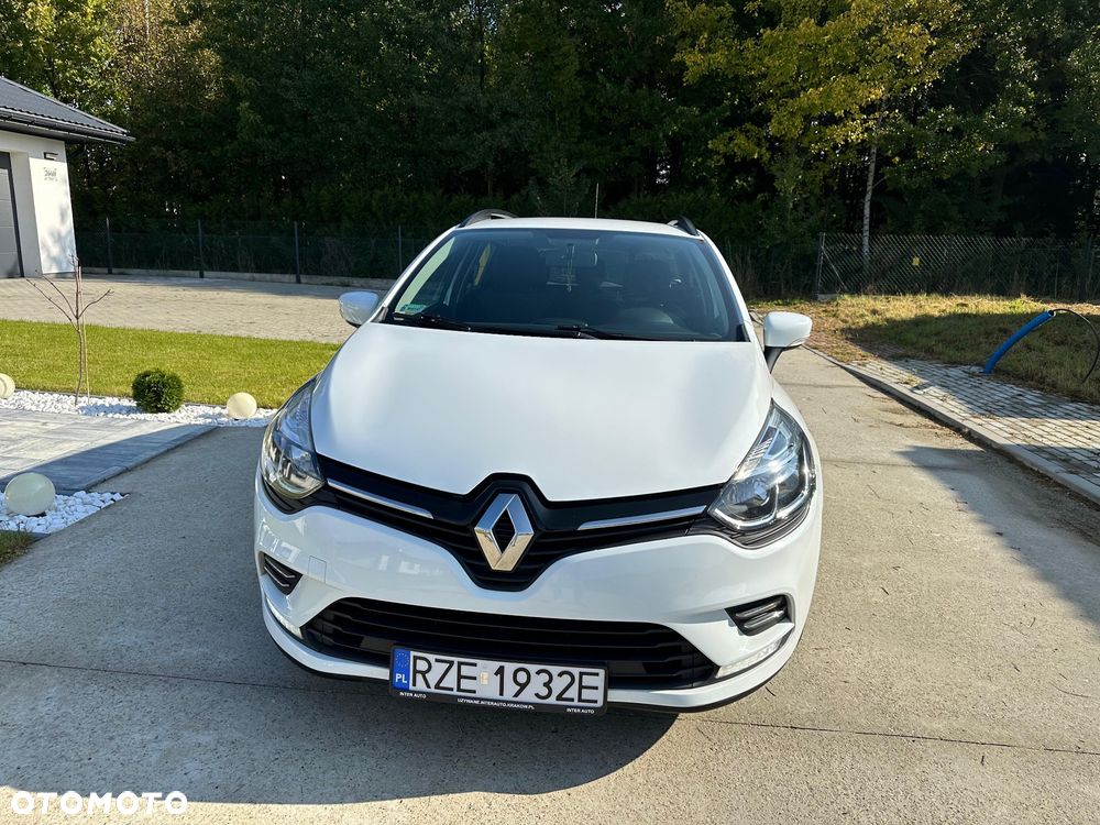 Renault Clio - 22