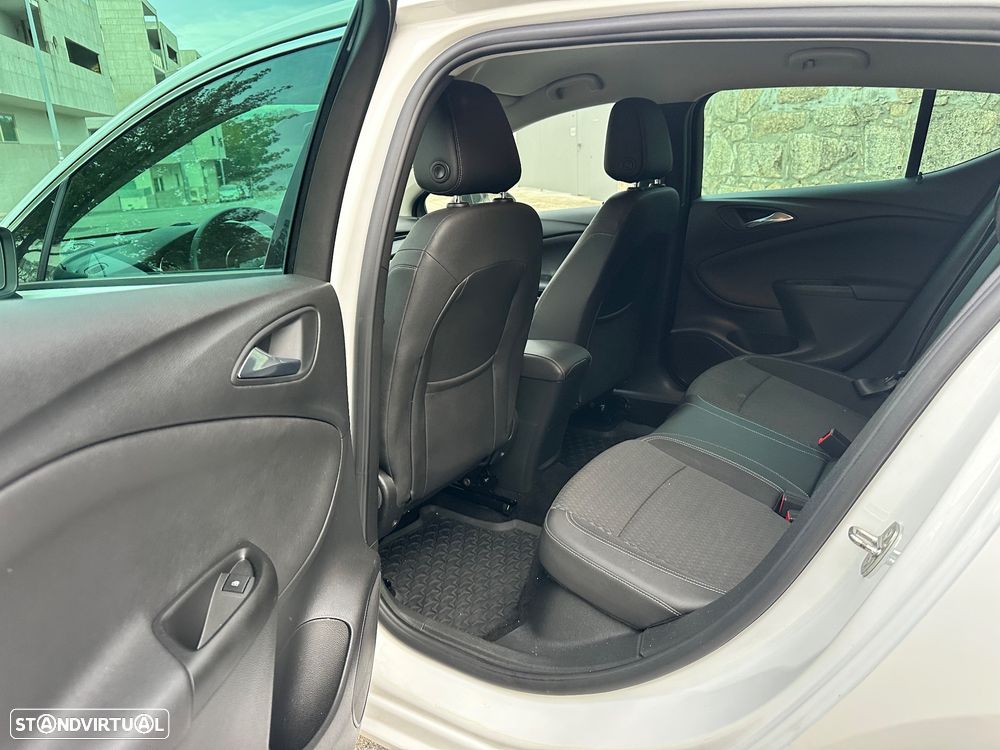 Opel Astra 1.6 CDTI Dynamic Sport S/S - 31