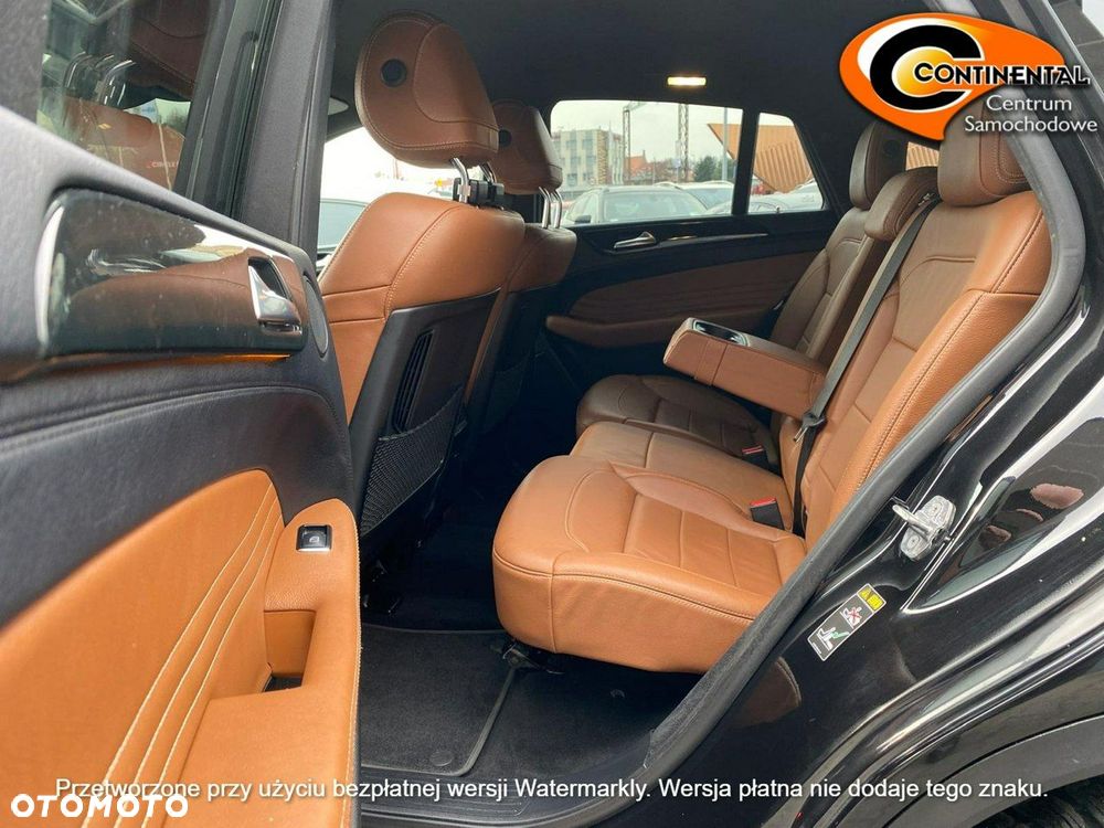 Mercedes-Benz GLE - 12