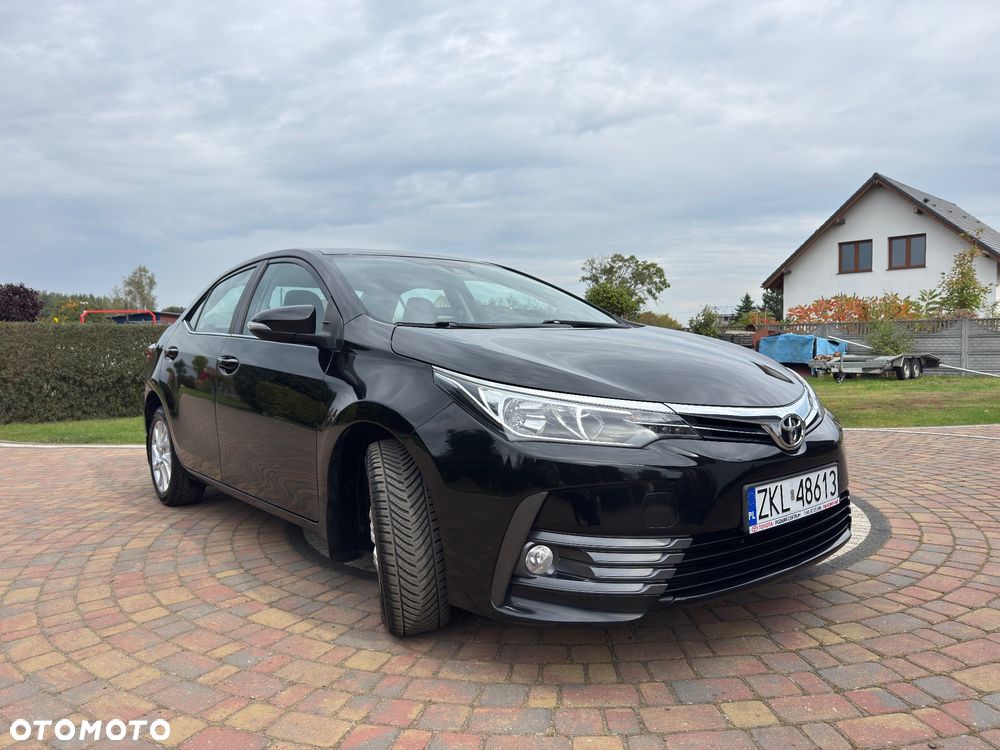 Toyota Corolla - 10