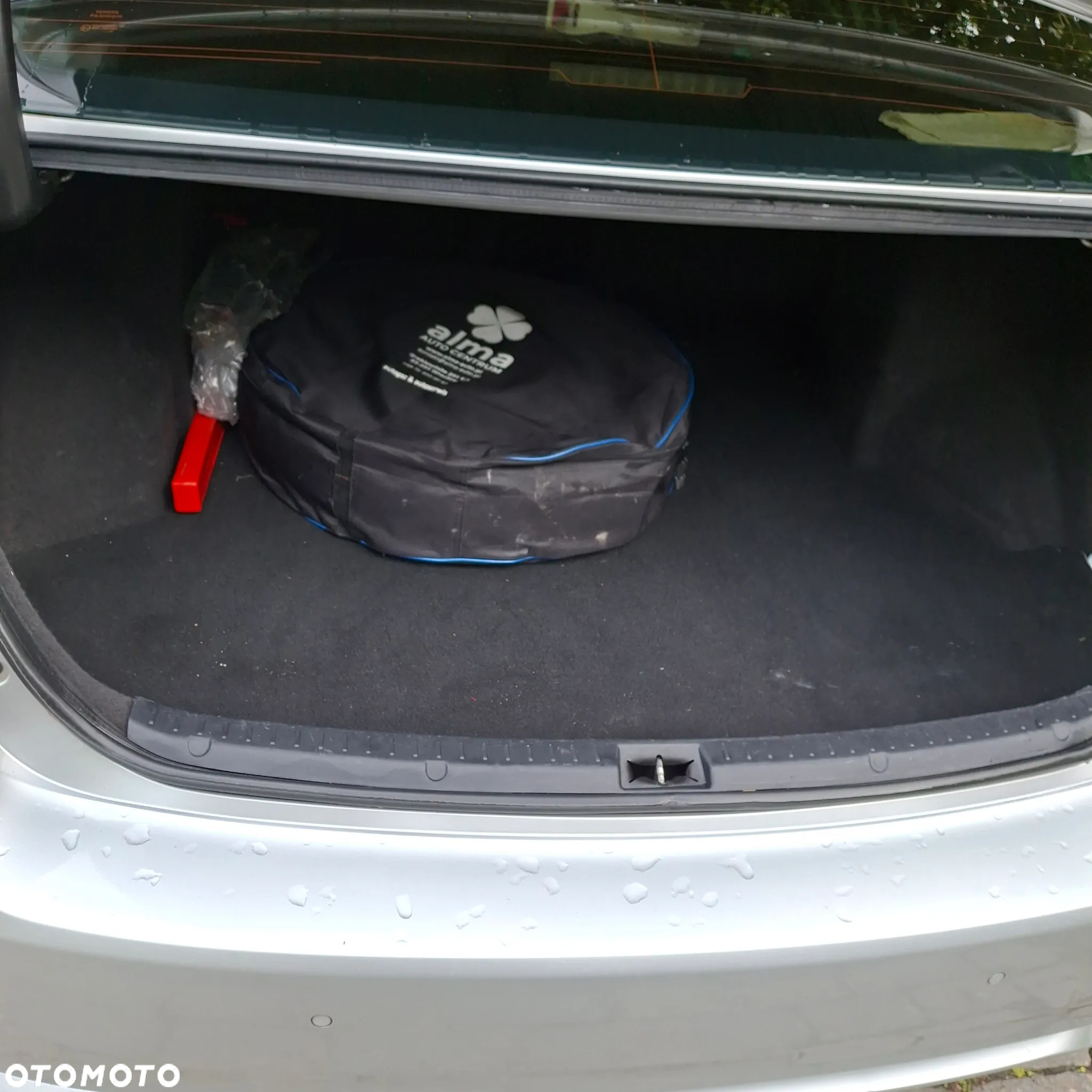 Toyota Avensis 1.8 Premium - 27