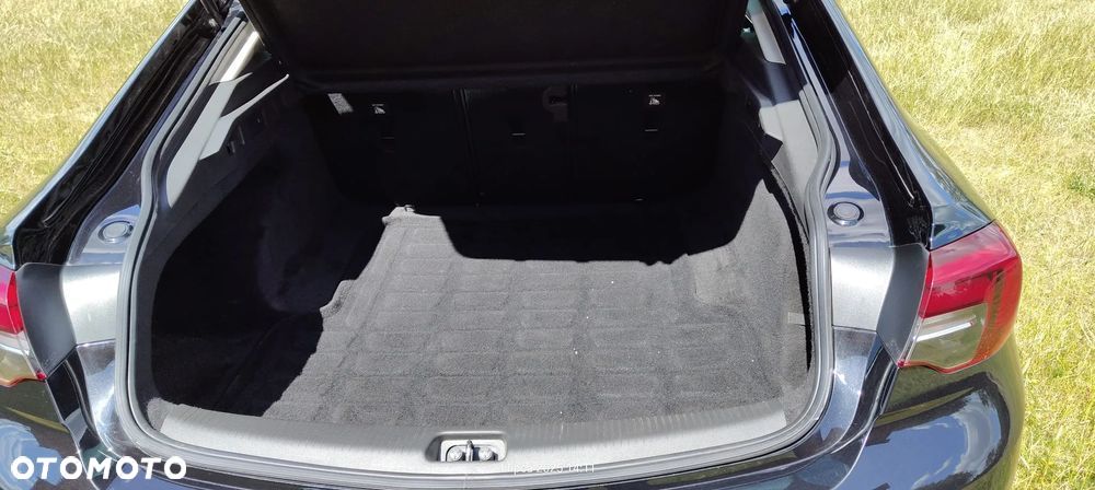 Opel Insignia 2.0 T Elegance S&S - 13