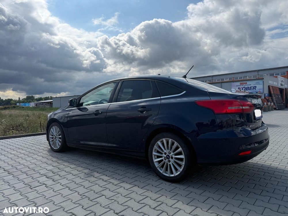 Ford Focus 1.5 EcoBoost Titanium - 2