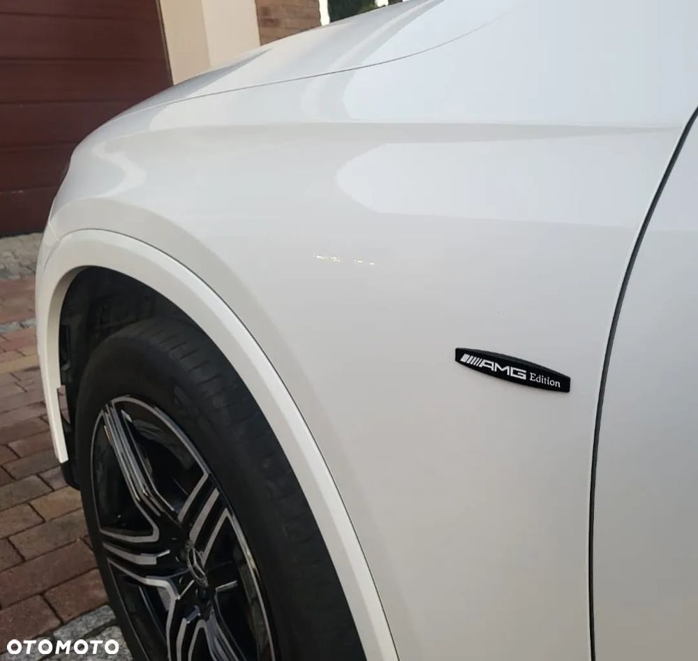 Mercedes-Benz GLC - 24