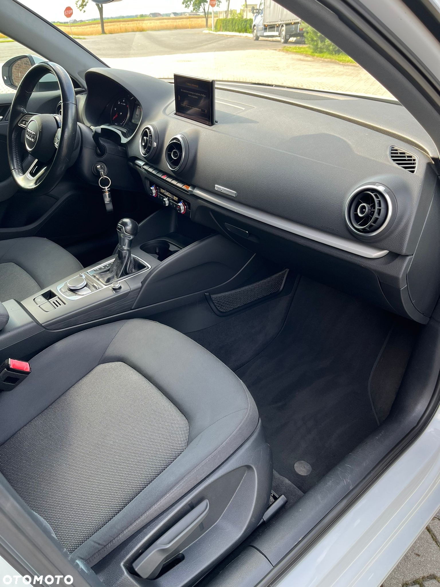 Audi A3 1.6 TDI clean diesel Ambiente S tronic - 6