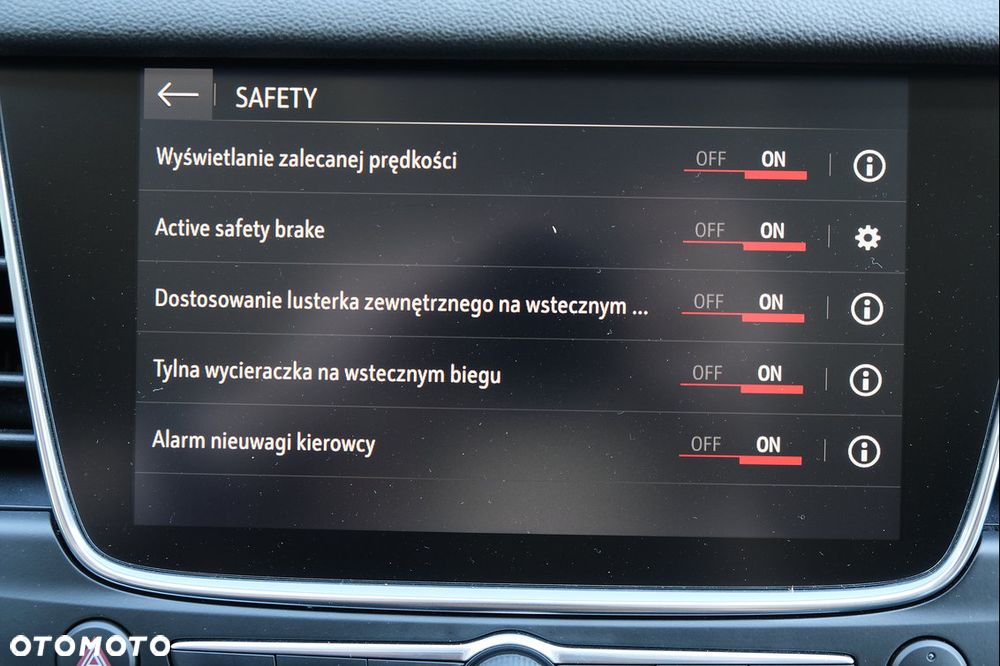 Opel Grandland X 1.6 D Start/Stop INNOVATION - 29