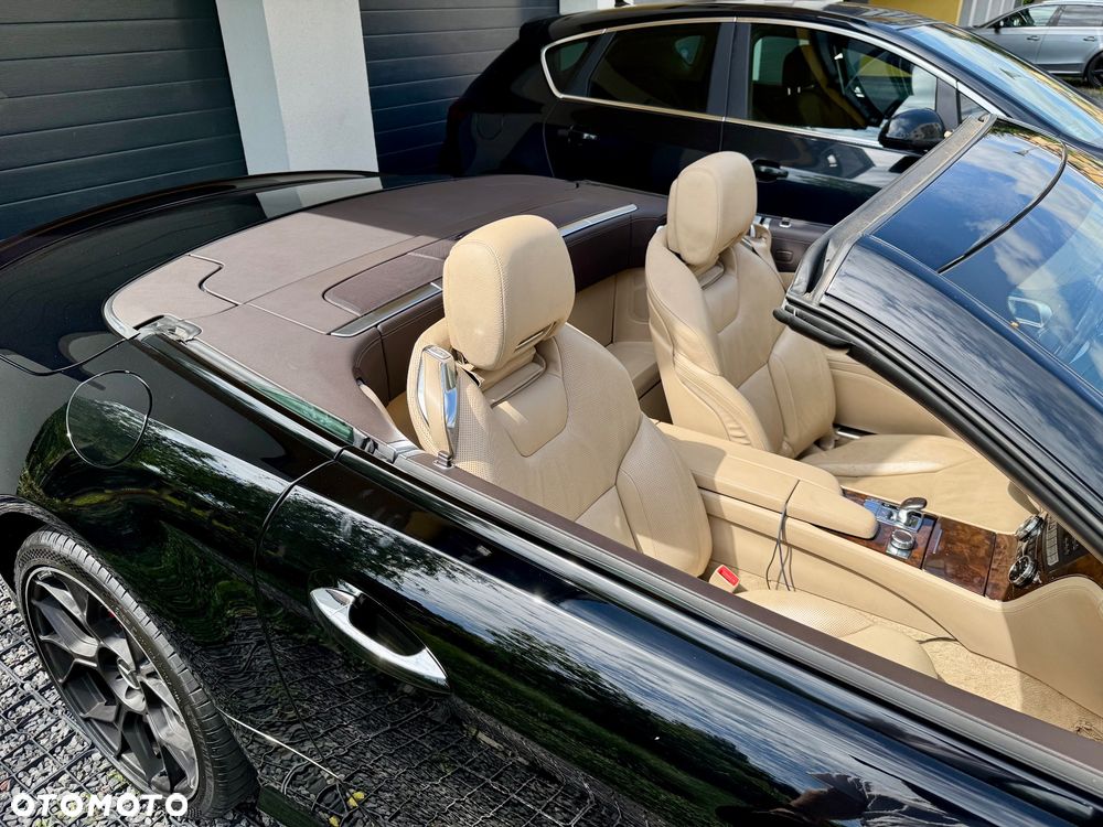 Mercedes-Benz SL 500 BlueEff - 24