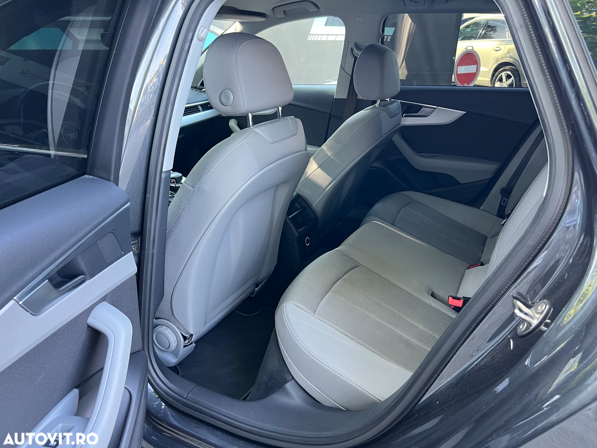 Audi A4 Avant 35 TDI S tronic advanced - 14