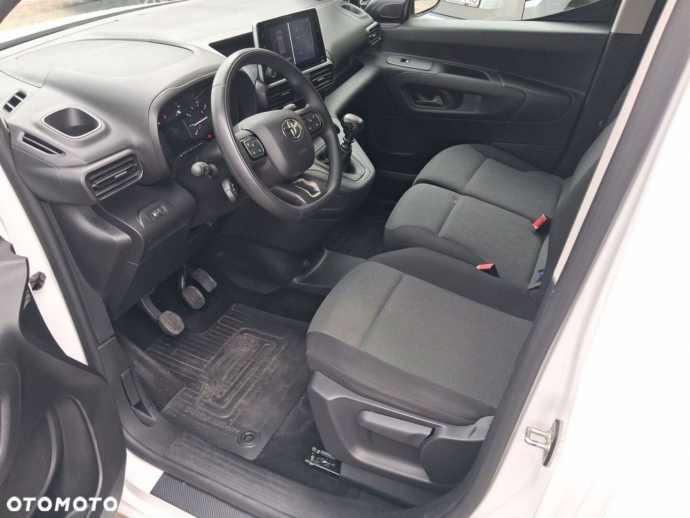 Toyota PROACE CITY - 9