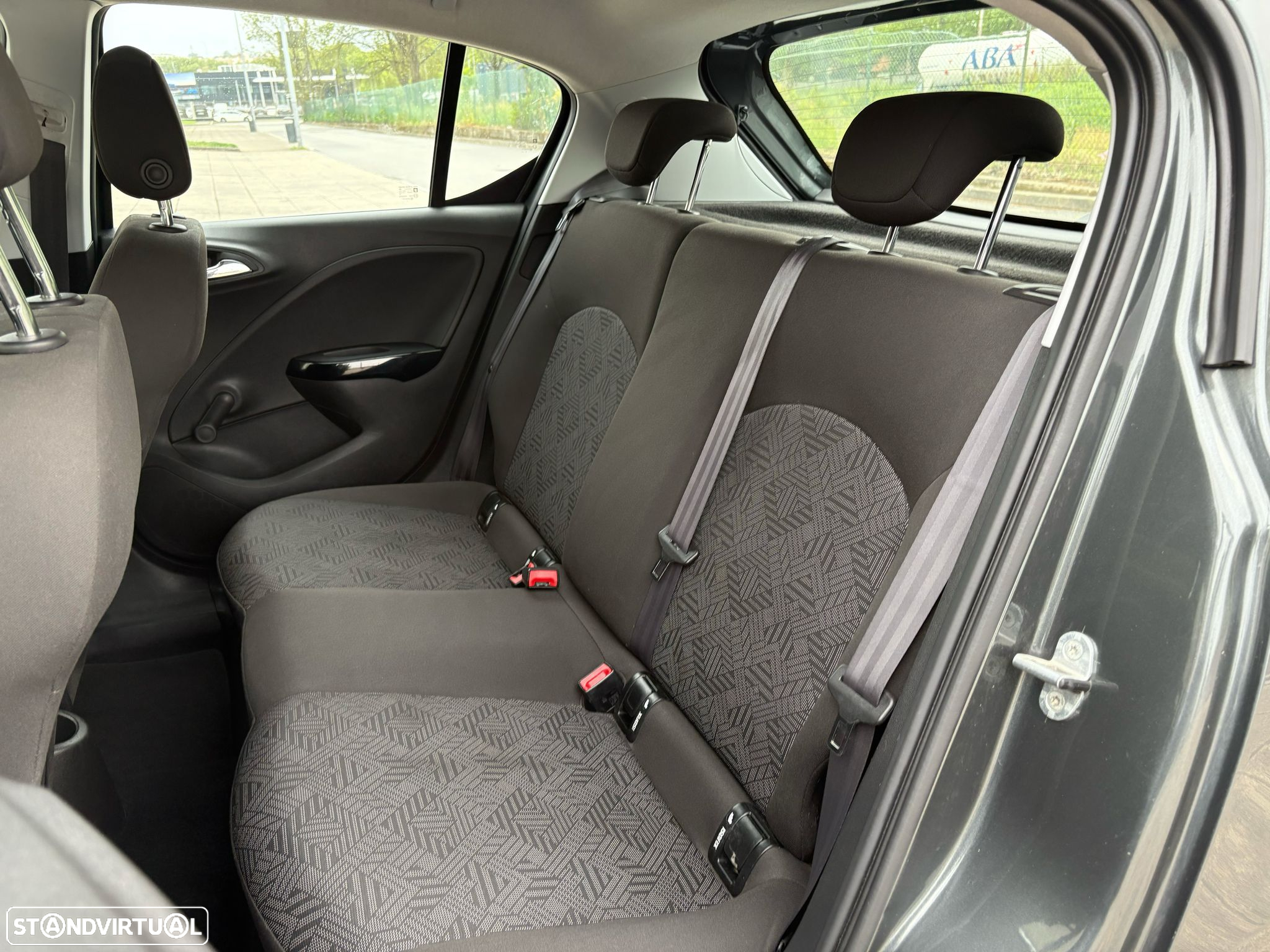 Opel Corsa 1.4 Innovation Easytronic - 14