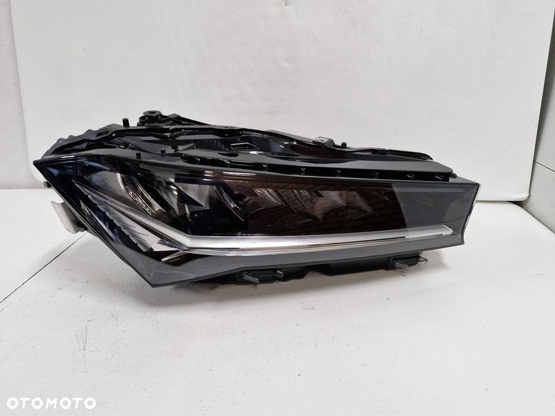 skoda superb 4 iv lampa prawy przód prawa przednia reflektor led eu 3p1941016 - 7