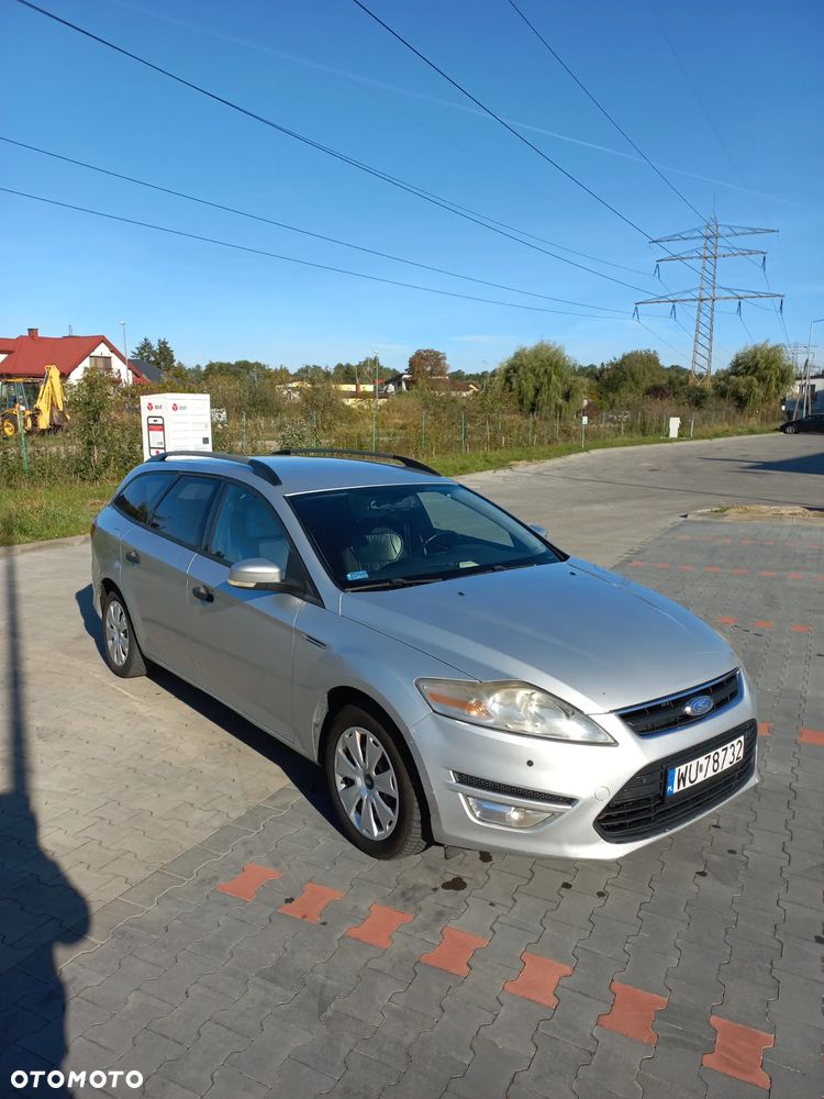 Ford Mondeo 1.6 Ambiente - 16