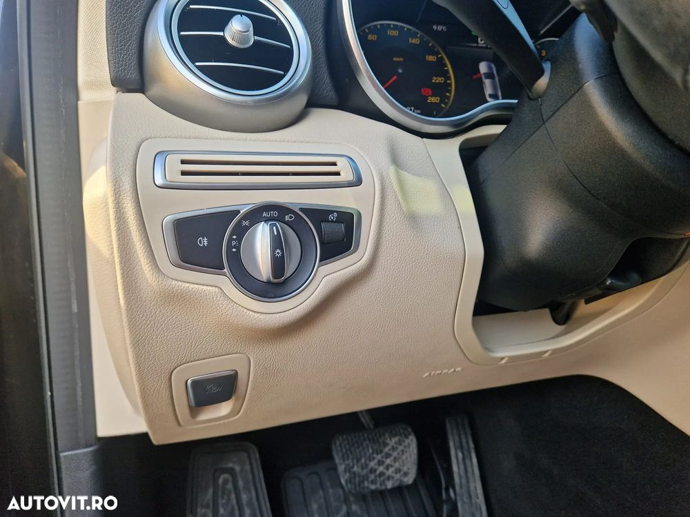 Mercedes-Benz C 200 4MATIC Aut. - 13