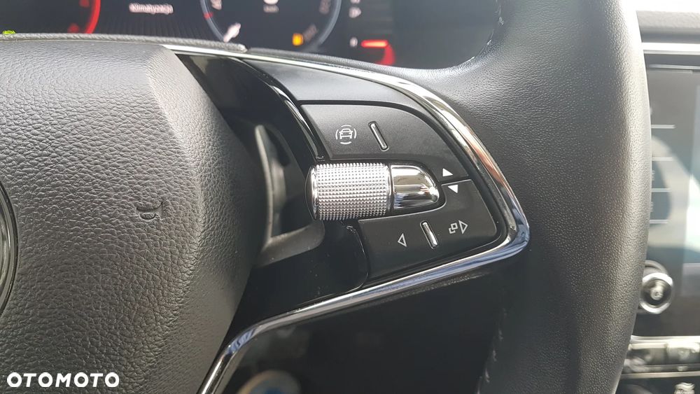 Skoda Superb 1.5 TSI Ambition DSG - 22