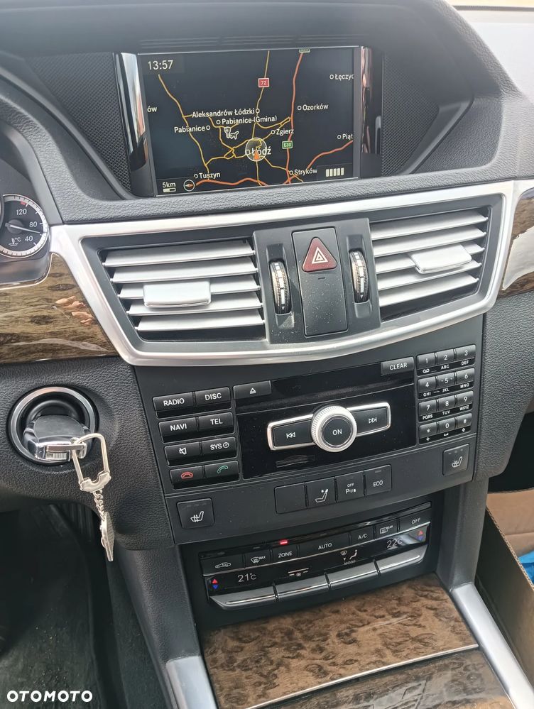 Mercedes-Benz Klasa E 220 CDI DPF BlueEFFICIENCY 7G-TRONIC - 14