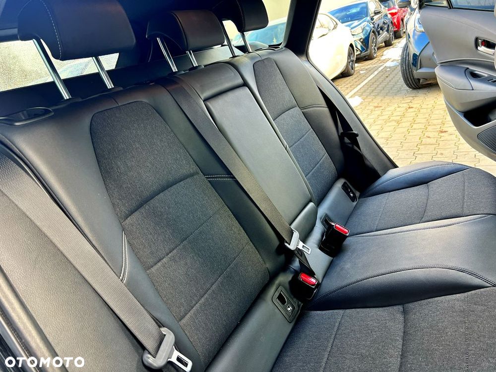 Toyota Corolla 1.2 T Comfort - 17