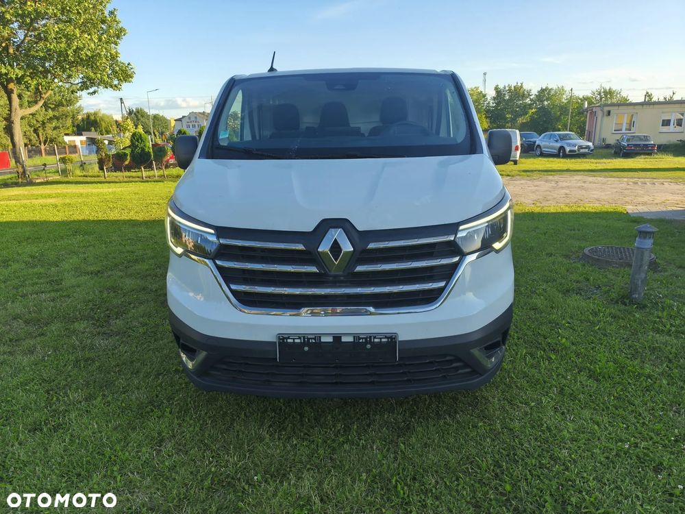 Renault Trafic - 10