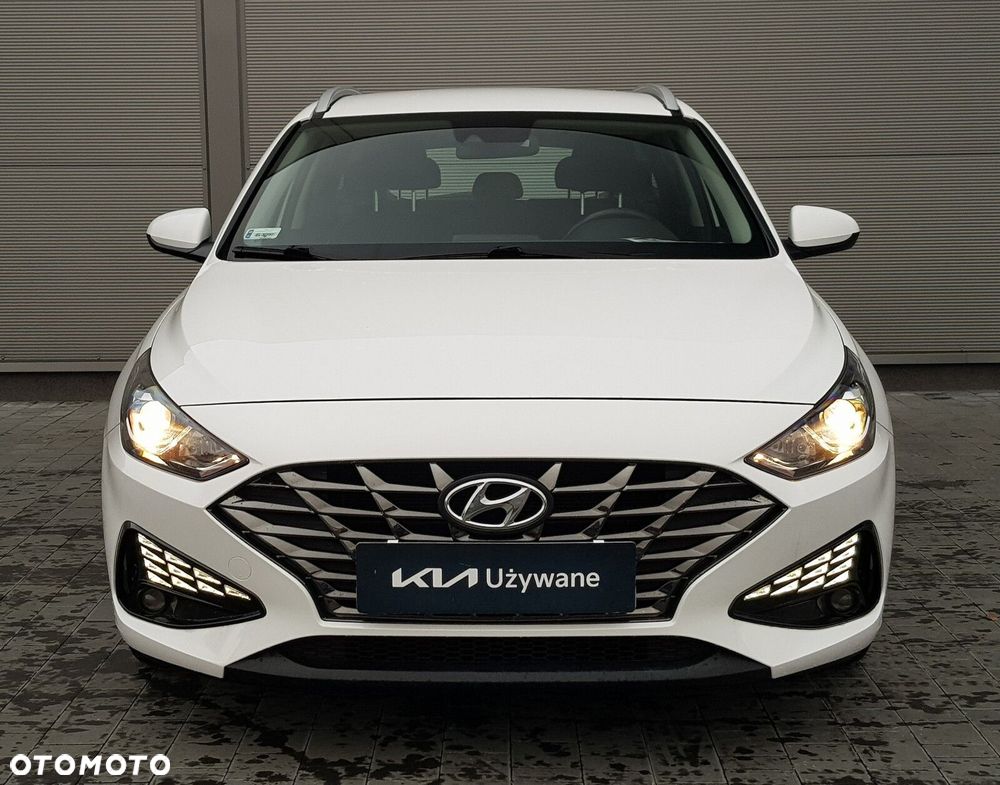 Hyundai i30 1.5 DPI Classic + - 3