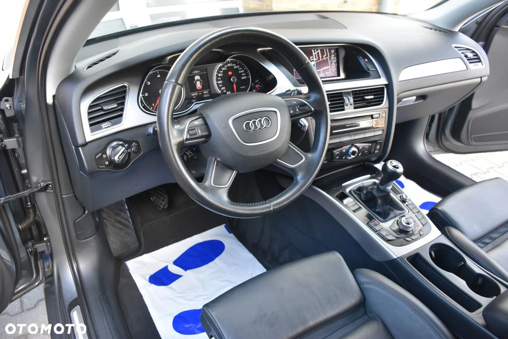 Audi A4 Avant 2.0 TDI DPF clean diesel Ambiente - 10