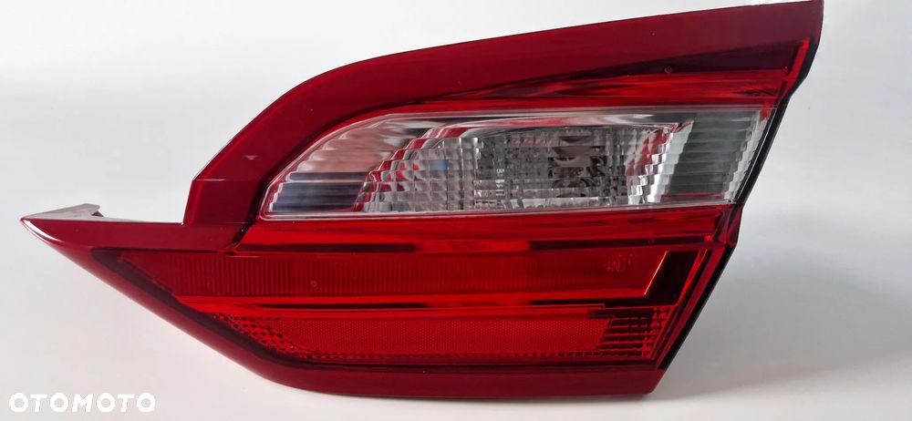 FORD FIESTA MK8 LAMPA PRAWA TYLNA TYŁ W KLAPE KLAPA H1BB-13A602-BH