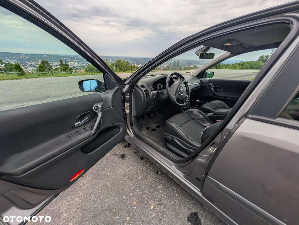 Renault Laguna 1.9 dCi Dynamique - 9