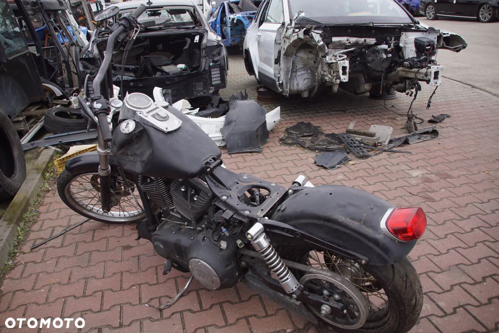 Motocykl na części 692106889 Harley-Davidson Harley Davidson Dyna softail FXDC 2013 Super Glide Custom  zarejestrowany w Polsce półka rama silnik skrzynia licznik amortyzator felga wydech błotnik - 16