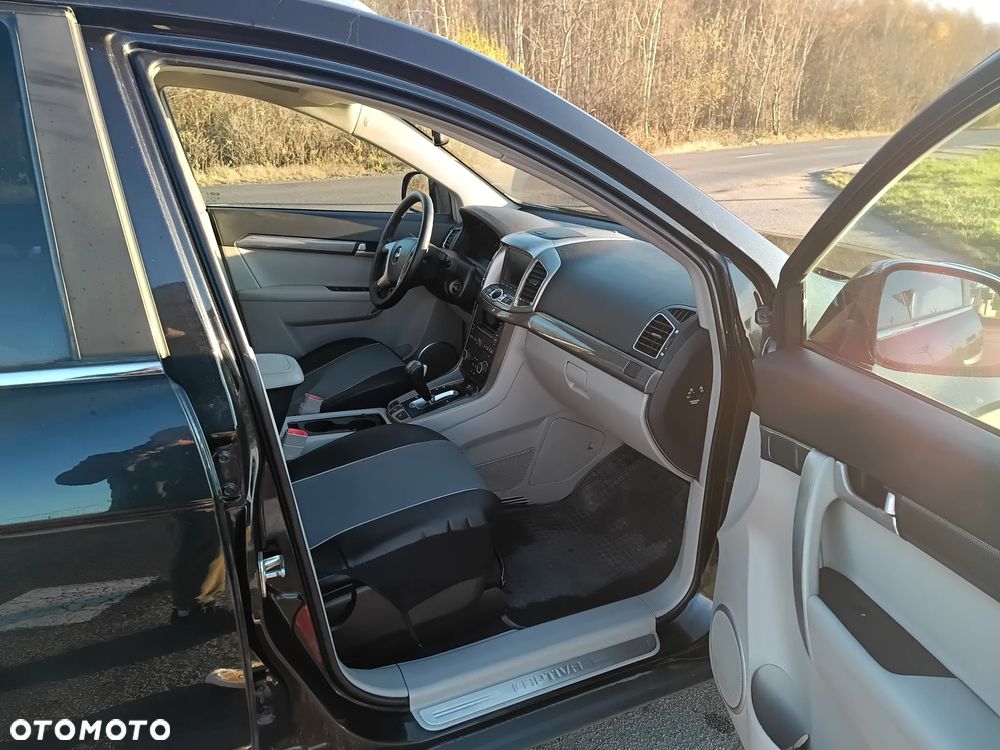 Chevrolet Captiva 2.2 D LTZ - 7