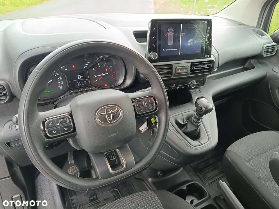 Toyota Proace City 1.5 D-4D Long 2,3t Active (bryg.) - 25