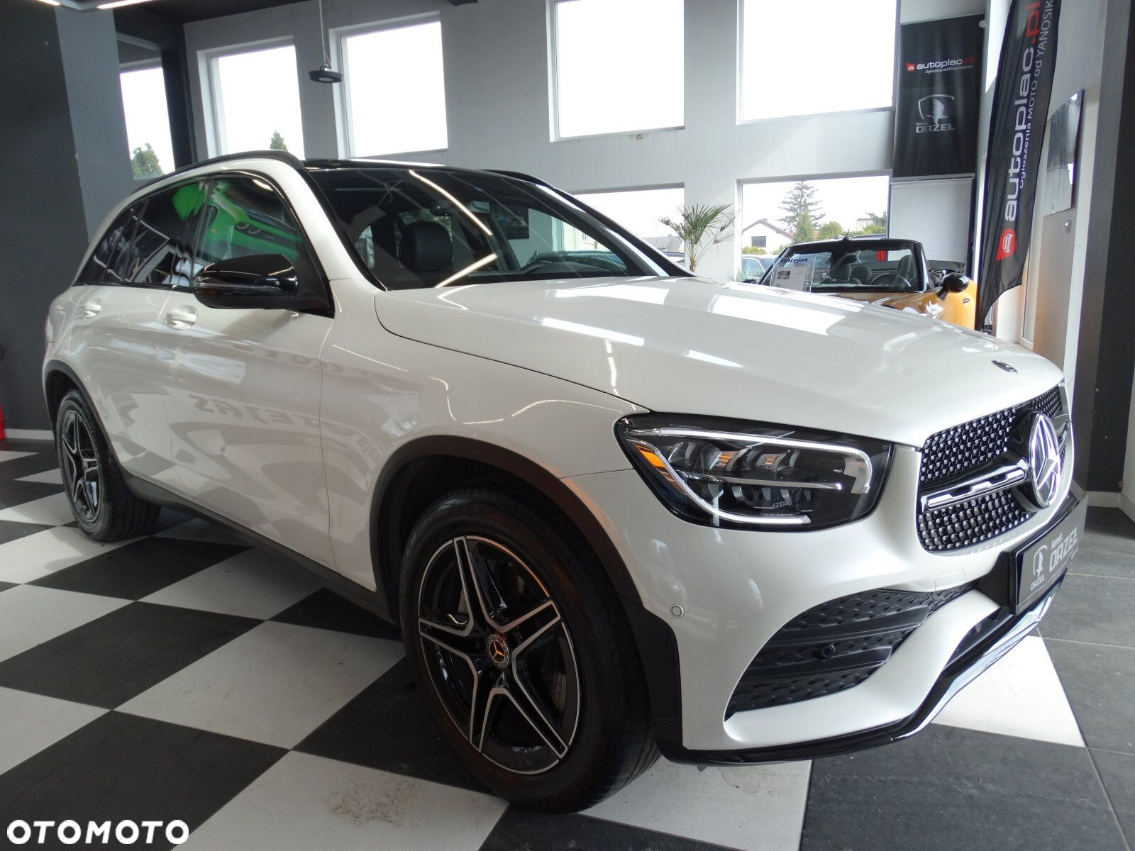 Mercedes-Benz GLC - 3