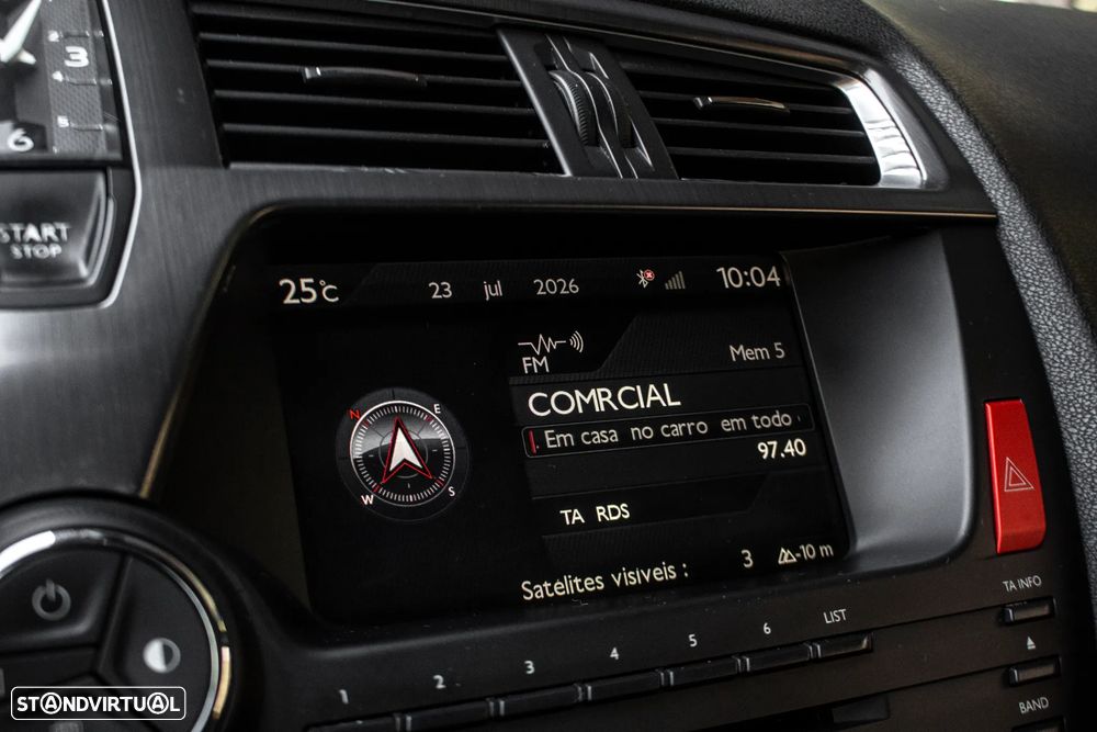 Citroën DS5 2.0 HDi Hy4 So Chic CMP6 102g - 35