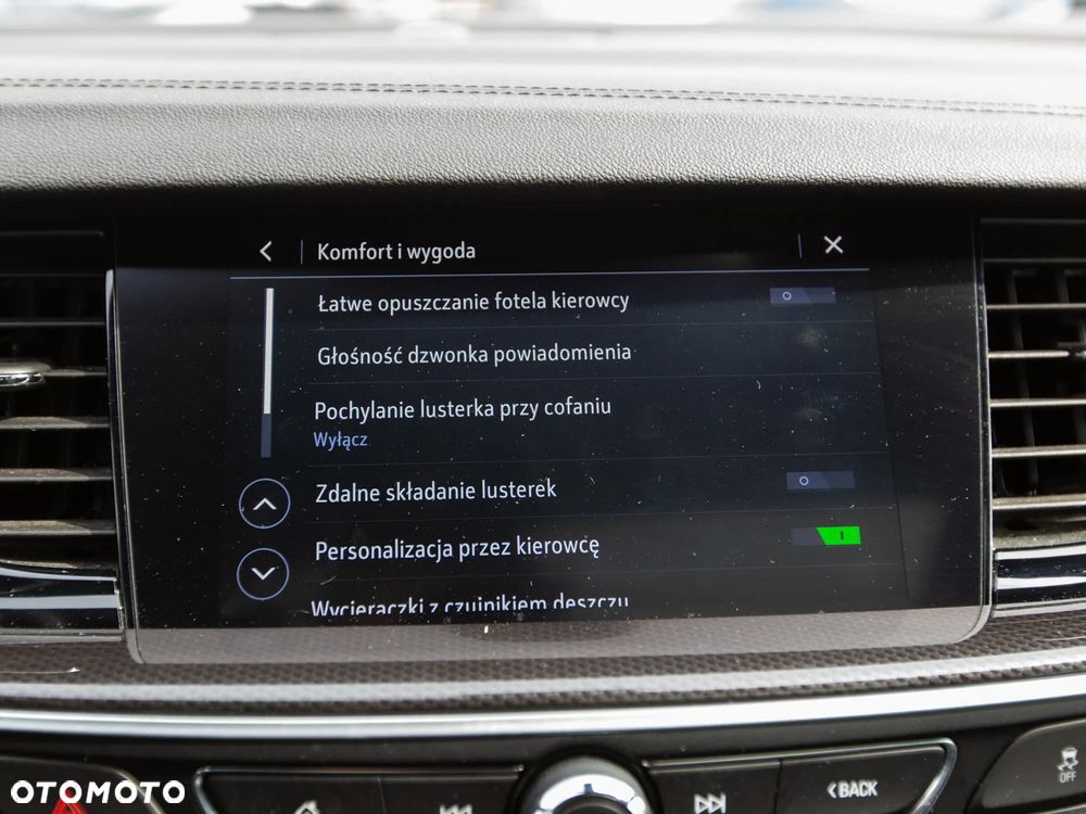 Opel Insignia 2.0 CDTI Elegance S&S - 38