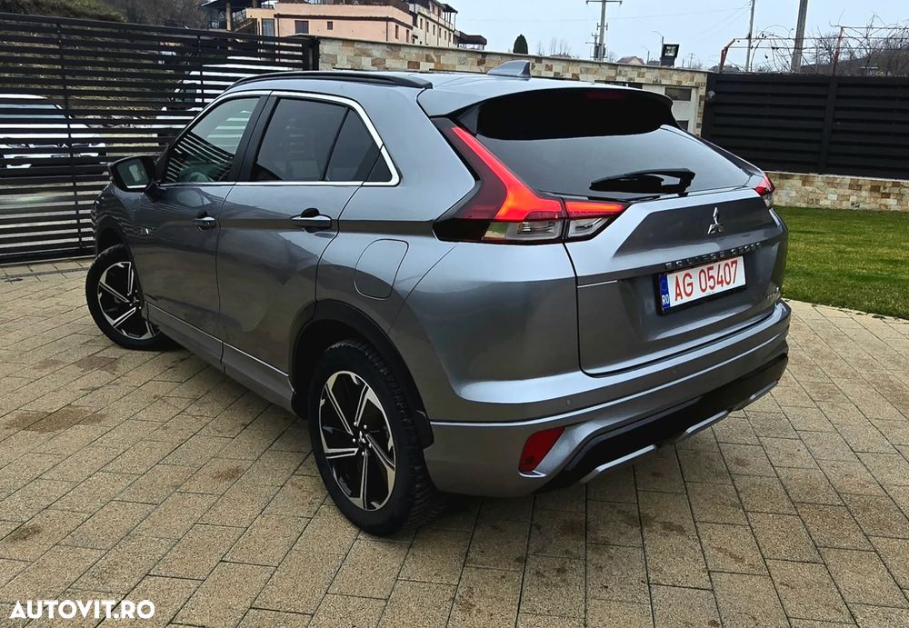 Mitsubishi Eclipse-Cross Plug-In Hybrid 4WD Plus Select - 4